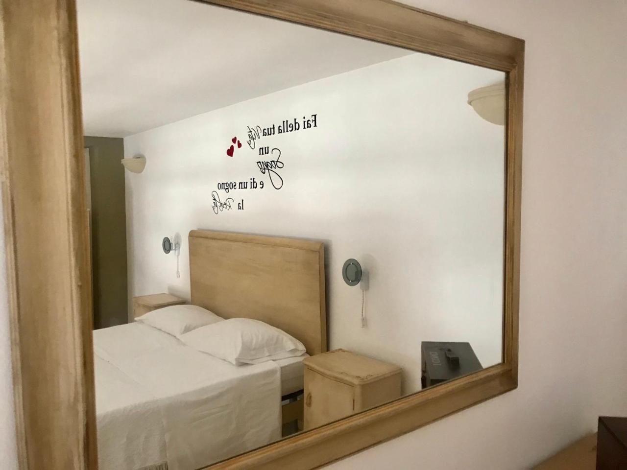 Ferienwohnung Greta Viola House Squinzano Exterior foto